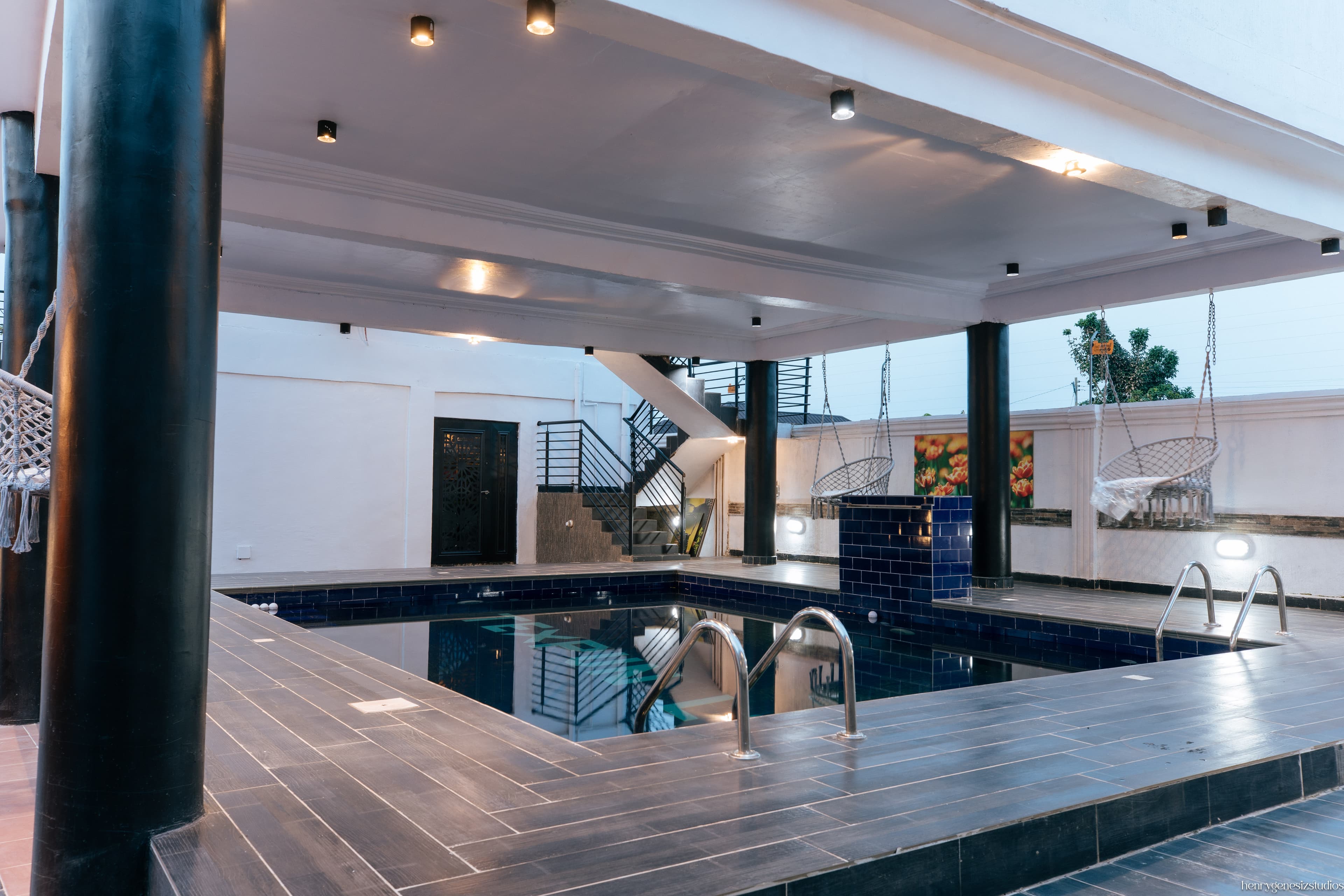 TEXPUN LODGE Exterior